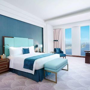 Deluxe King Room Sea View